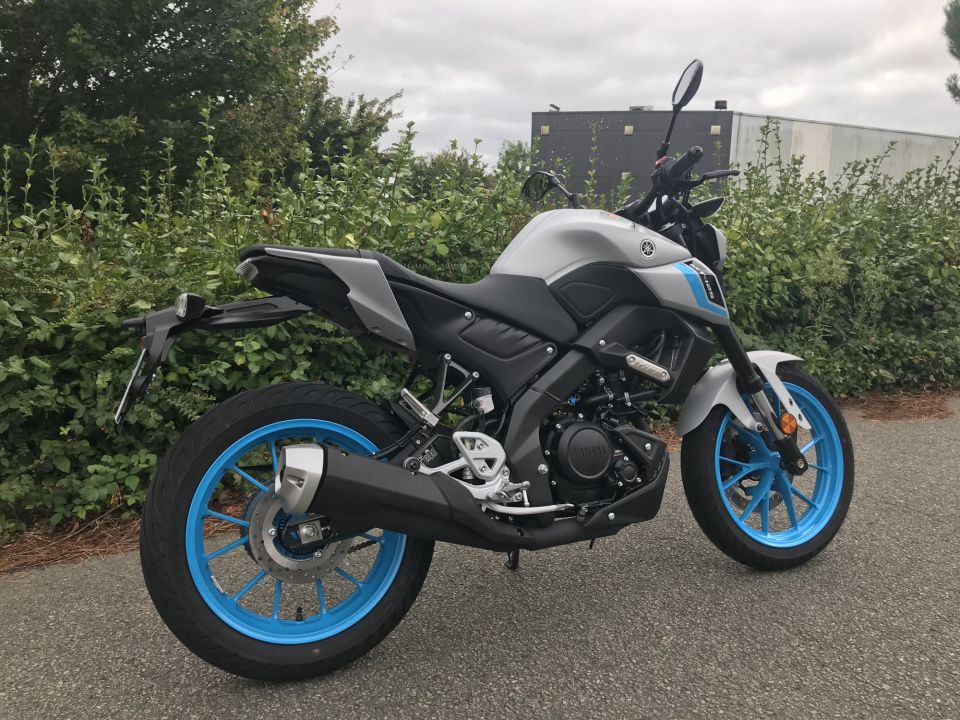 YAMAHA MT-125 ABS 4