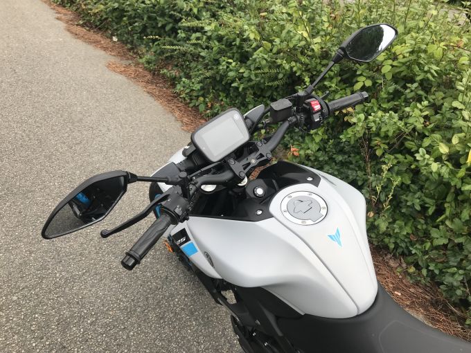 YAMAHA MT-125 ABS 4