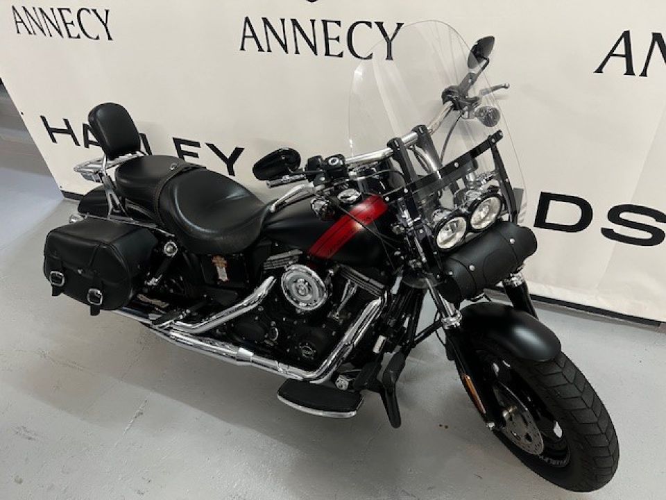 HARLEY-DAVIDSON DYNA FAT BOB 1690 4