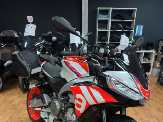 APRILIA TUONO 660 FACTORY 4