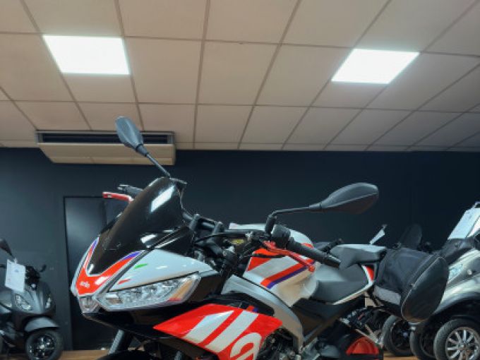 APRILIA TUONO 660 FACTORY 4