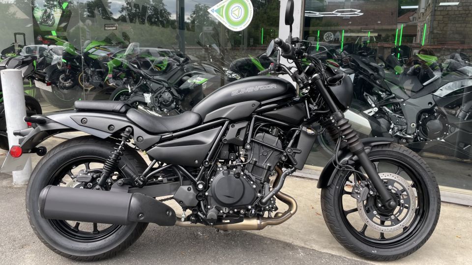 KAWASAKI Eiminator 500 SE 4