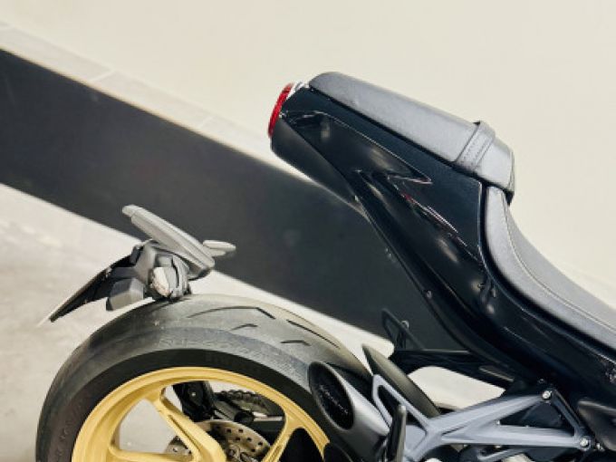 MV AGUSTA F3 800 4