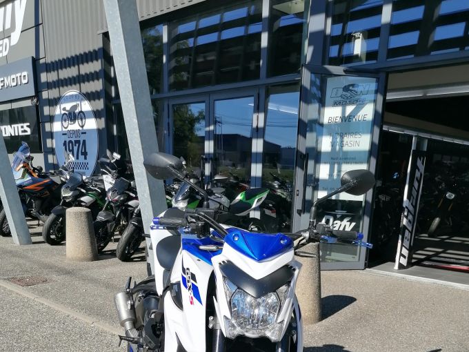 SUZUKI GSX-S 1000 4