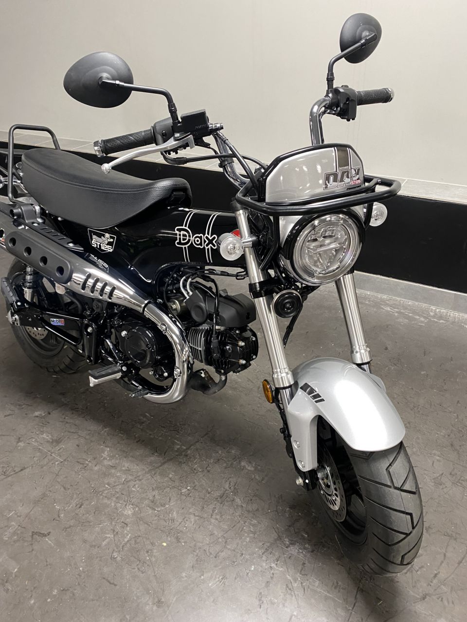 HONDA DAX ST 4