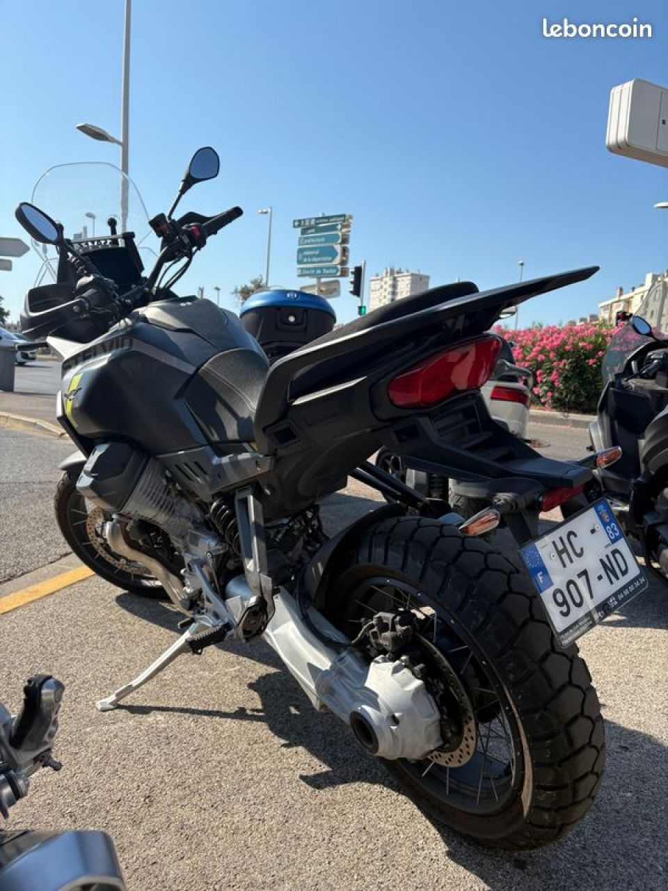 MOTO GUZZI STELVIO 4