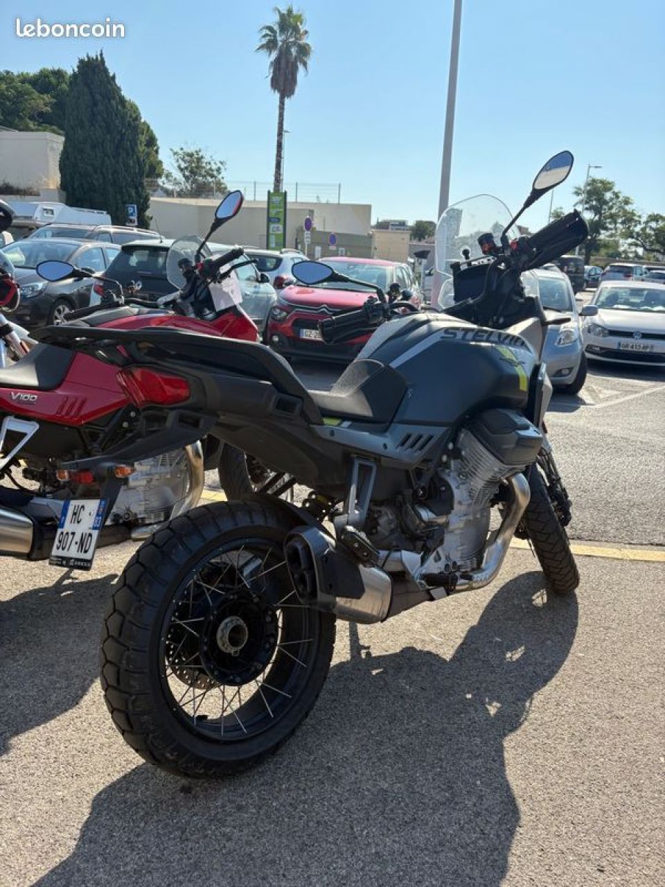 MOTO GUZZI STELVIO 4