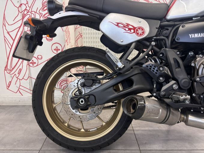 YAMAHA XSR 700 XTRIBUTE 4