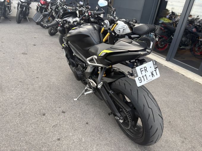 TRIUMPH STREET TRIPLE 765 RS 4