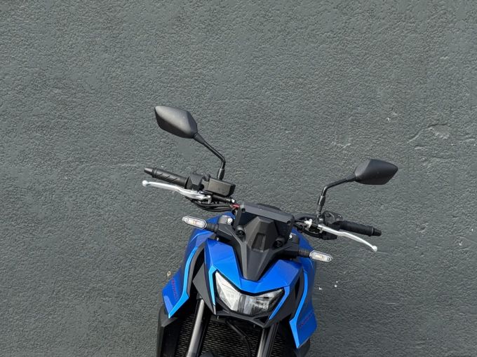 HONDA CB 750 HORNET 4