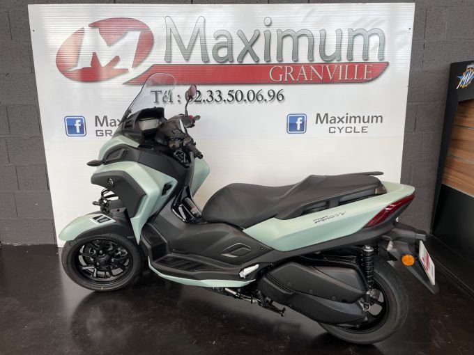 YAMAHA TRICITY 300 4