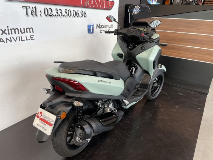 YAMAHA TRICITY 300 4