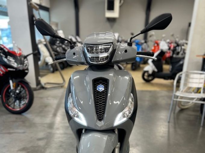 PIAGGIO Medley S 125 IGET ABS E5 4