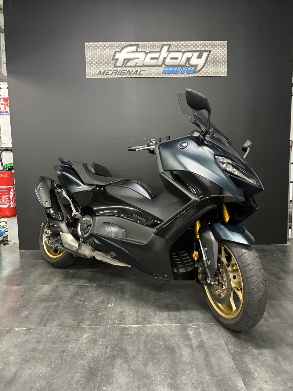 YAMAHA XP T-MAX 560 TECH MAX 4