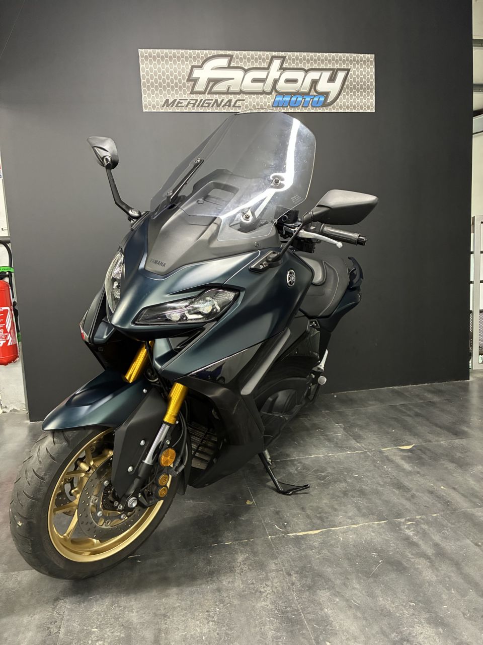 YAMAHA XP T-MAX 560 TECH MAX 4