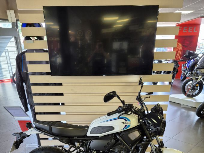 YAMAHA XSR 700 4