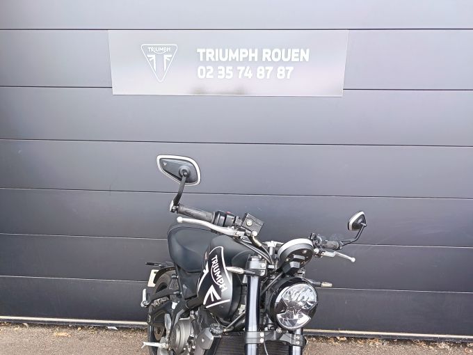 TRIUMPH TRIDENT 660 4