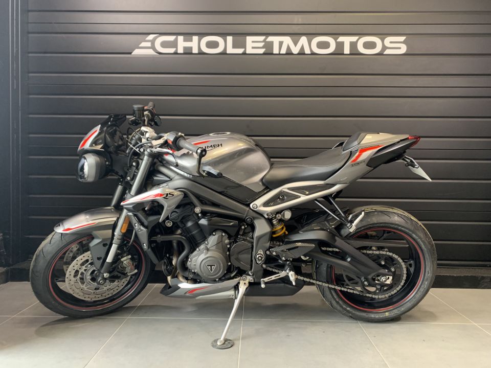 TRIUMPH STREET TRIPLE 765 RS 4
