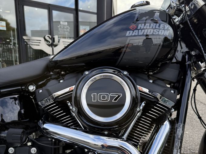 HARLEY-DAVIDSON SOFTAIL SPORT GLIDE 1745 4