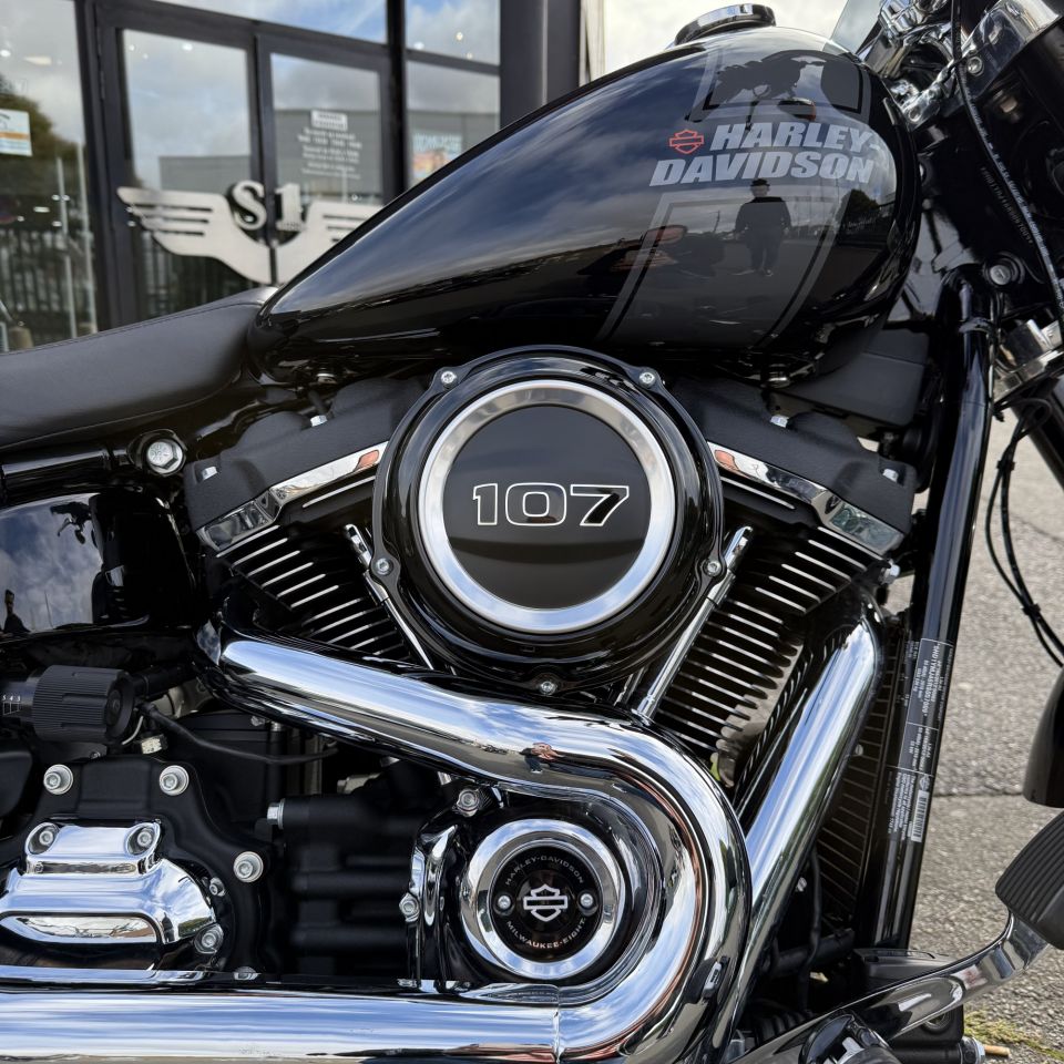 HARLEY-DAVIDSON SOFTAIL SPORT GLIDE 1745 4