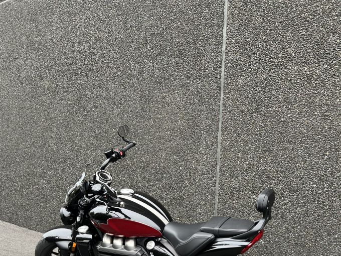 TRIUMPH Rocket 3 GT Storm 4