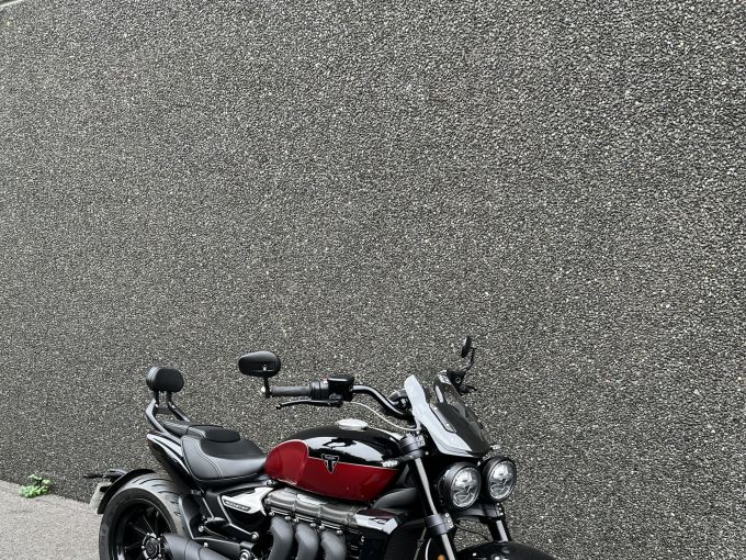 TRIUMPH Rocket 3 GT Storm 4