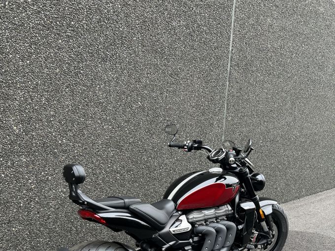 TRIUMPH Rocket 3 GT Storm 4