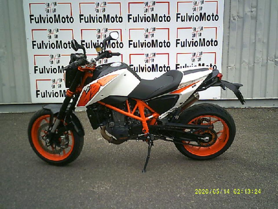 KTM 690 DUKE R 4