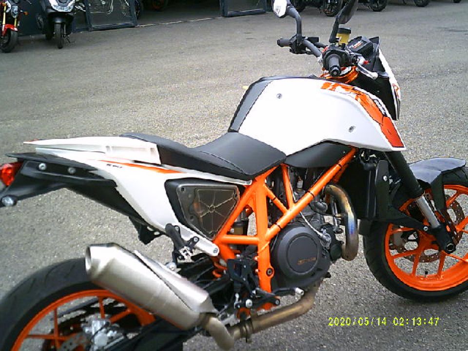 KTM 690 DUKE R 4