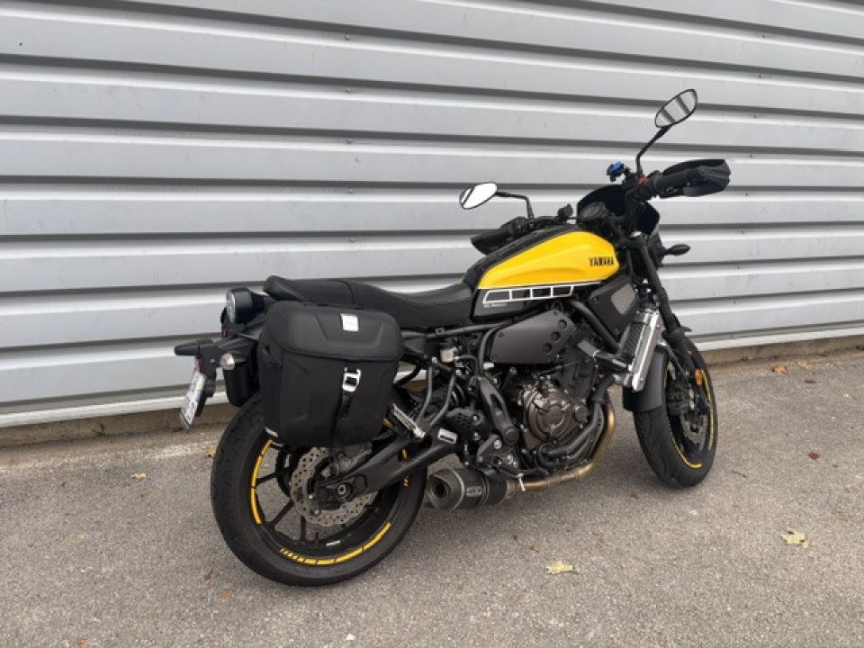 YAMAHA XSR 700 4