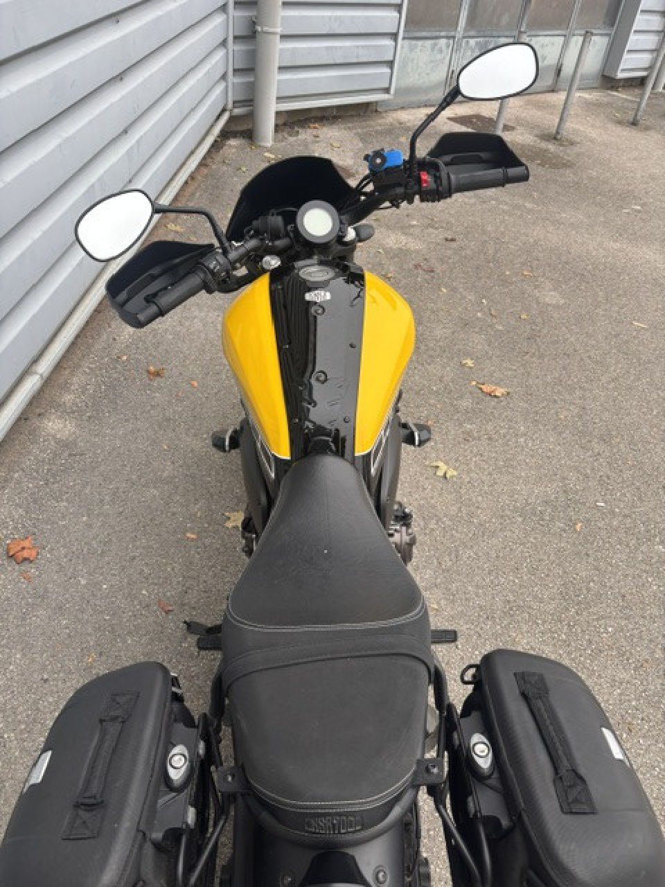 YAMAHA XSR 700 4