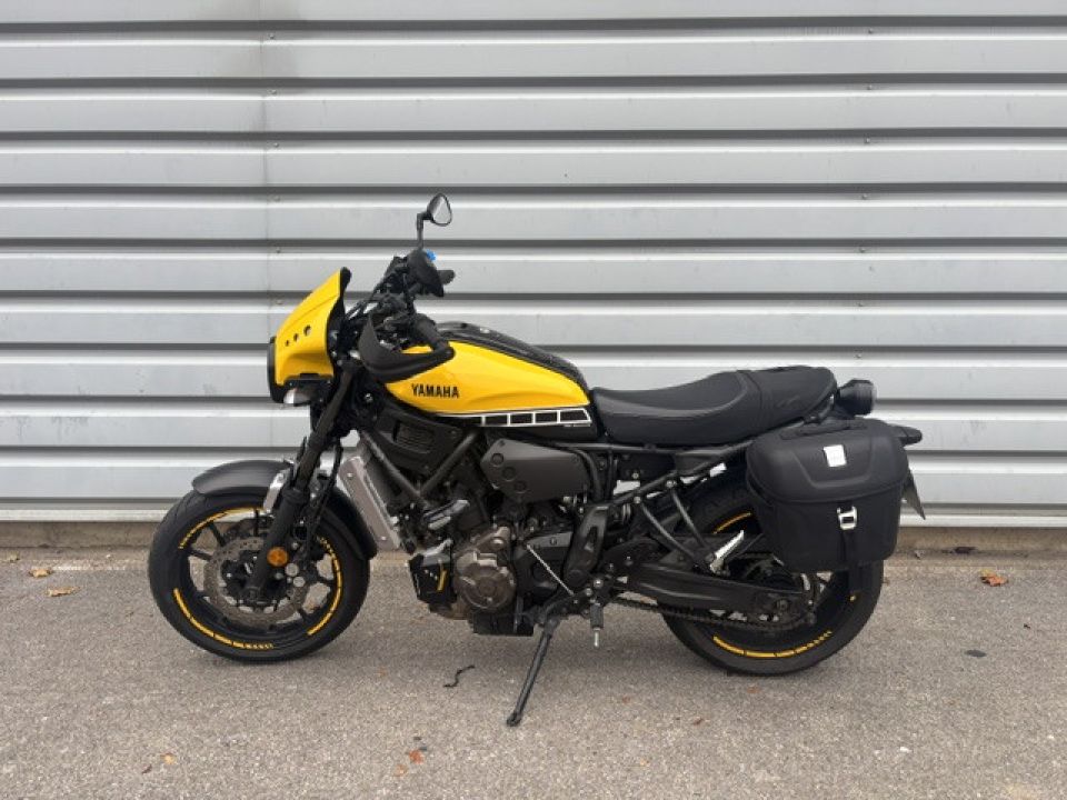 YAMAHA XSR 700 4