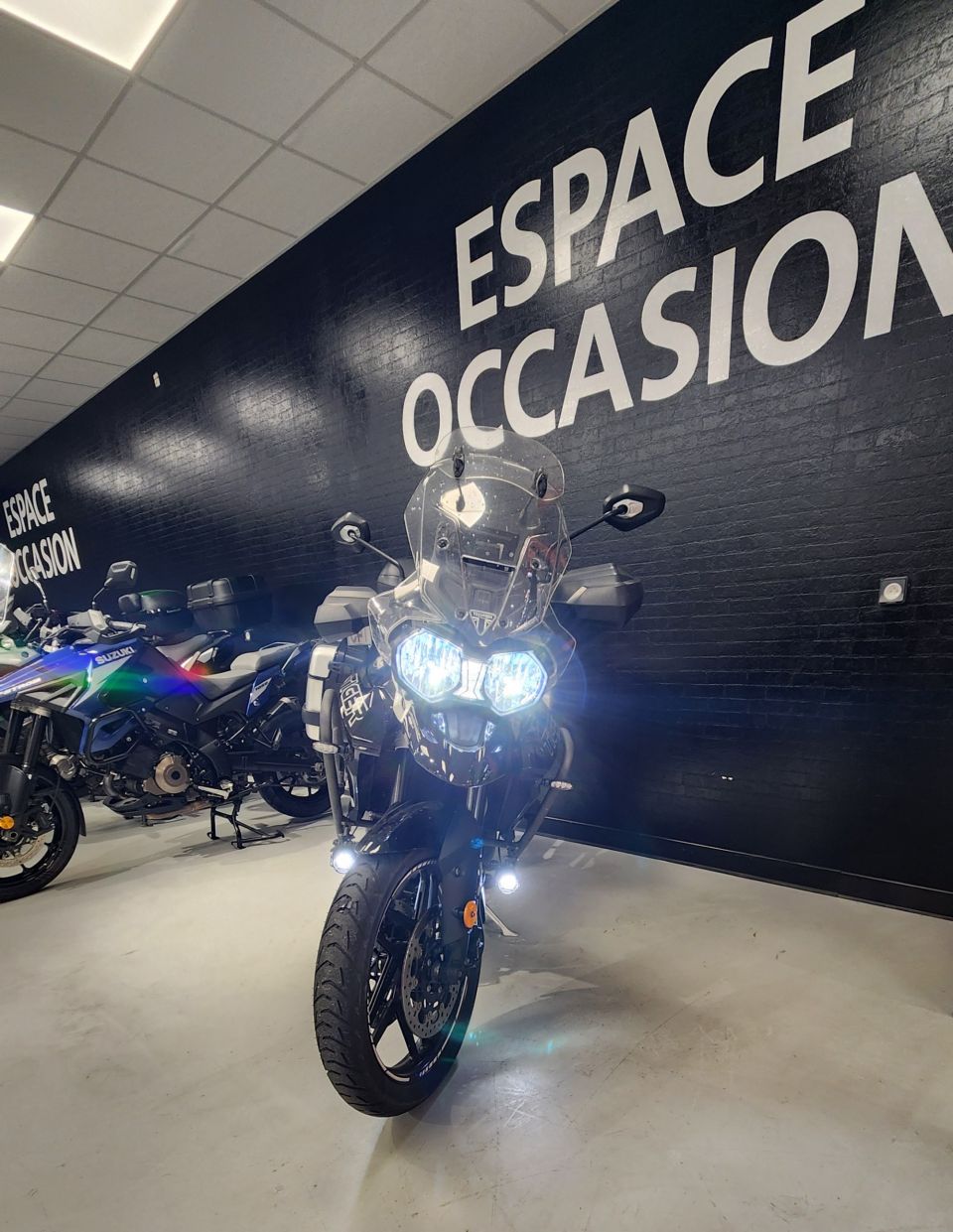 TRIUMPH TIGER 800 XRX 4