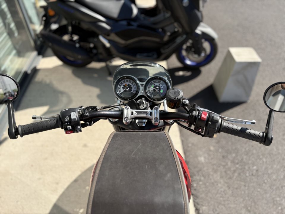TRIUMPH SPEED TWIN 1200 4