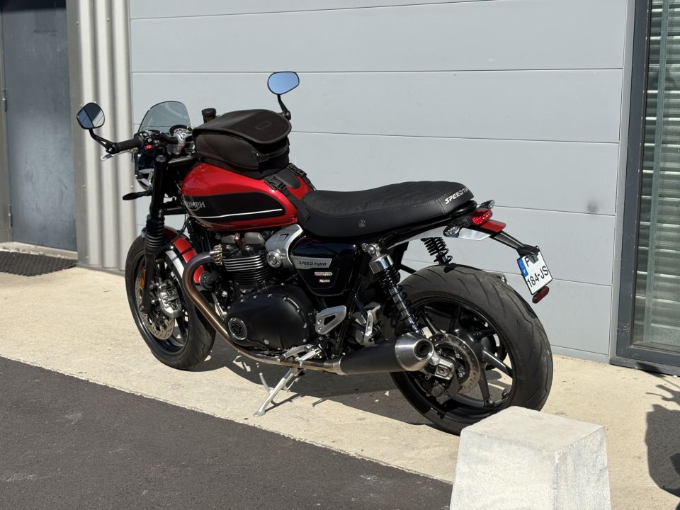 TRIUMPH SPEED TWIN 1200 4