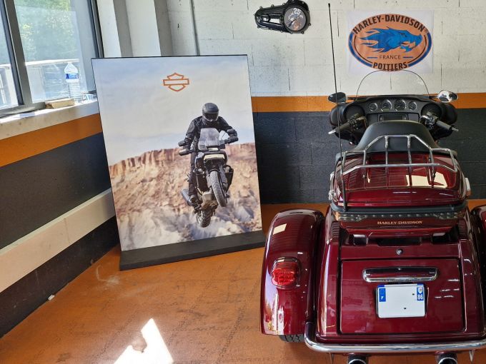 HARLEY-DAVIDSON TRIKE TRI GLIDE 1745 ULTRA 4