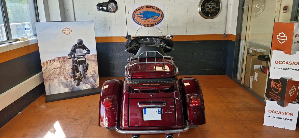 HARLEY-DAVIDSON TRIKE TRI GLIDE 1745 ULTRA 4