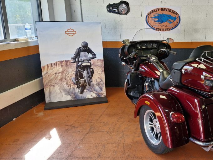 HARLEY-DAVIDSON TRIKE TRI GLIDE 1745 ULTRA 4