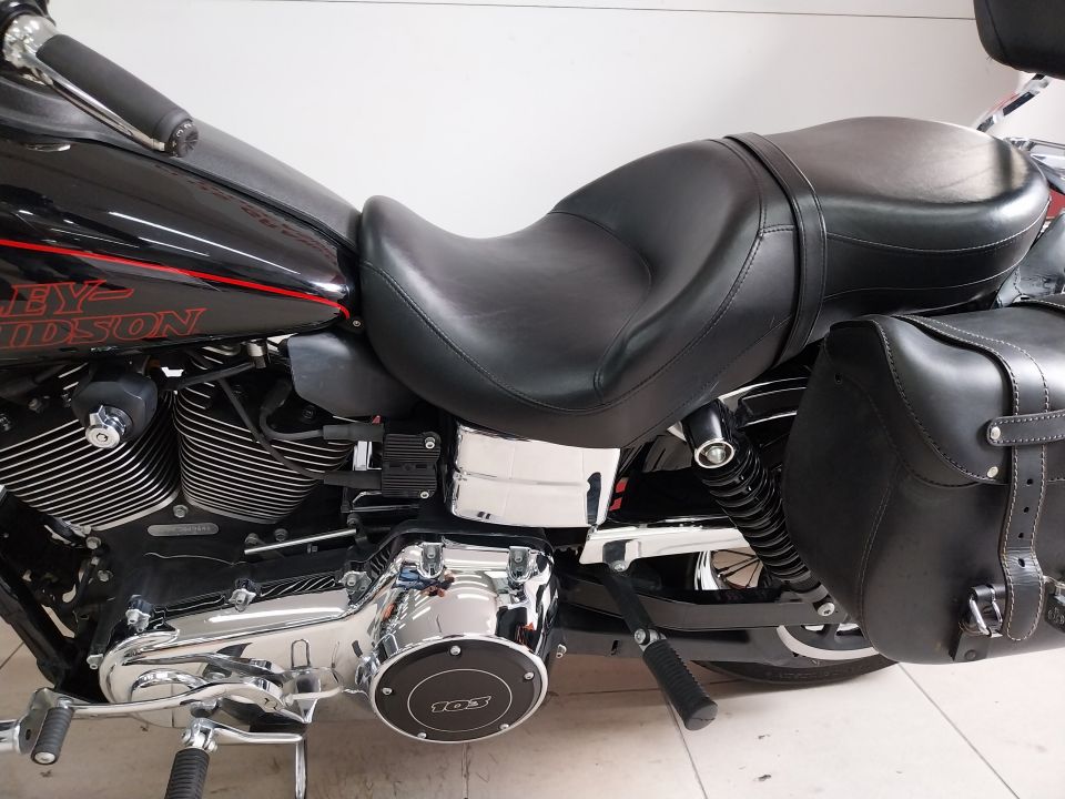 HARLEY-DAVIDSON DYNA LOW RIDER 4