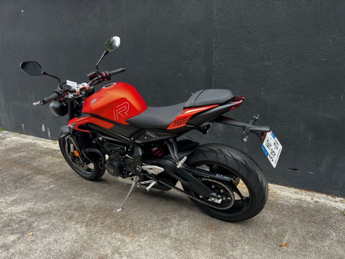 TRIUMPH STREET TRIPLE 765 R 4