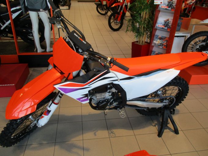 KTM 450 SX-F 4