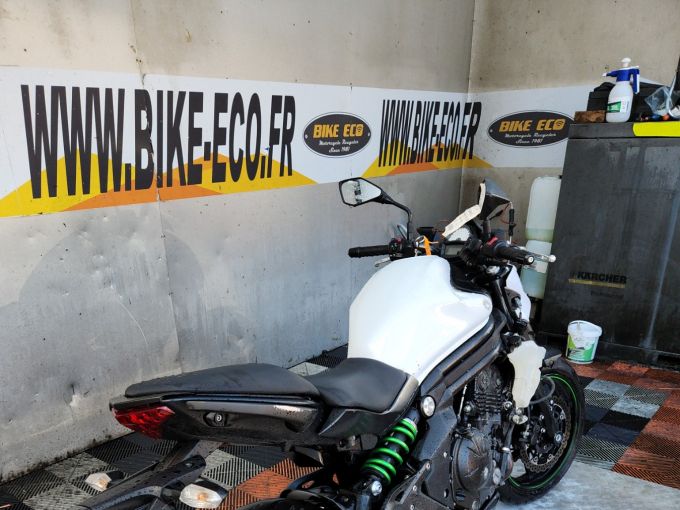 KAWASAKI ER-6 4