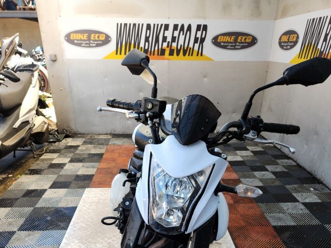 KAWASAKI ER-6 4