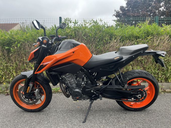 KTM 790 DUKE 4