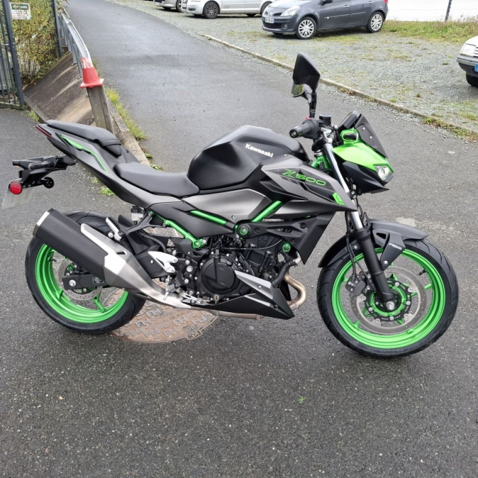 KAWASAKI Z 500 SE 4