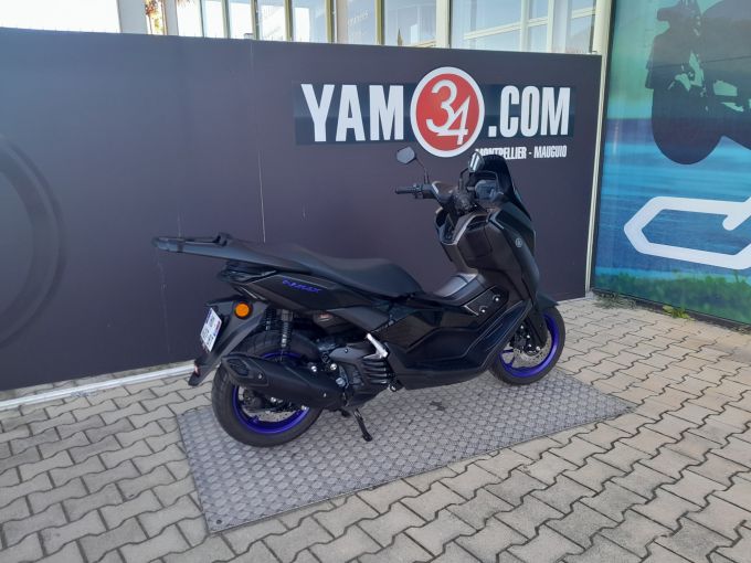 YAMAHA NMAX 125 4