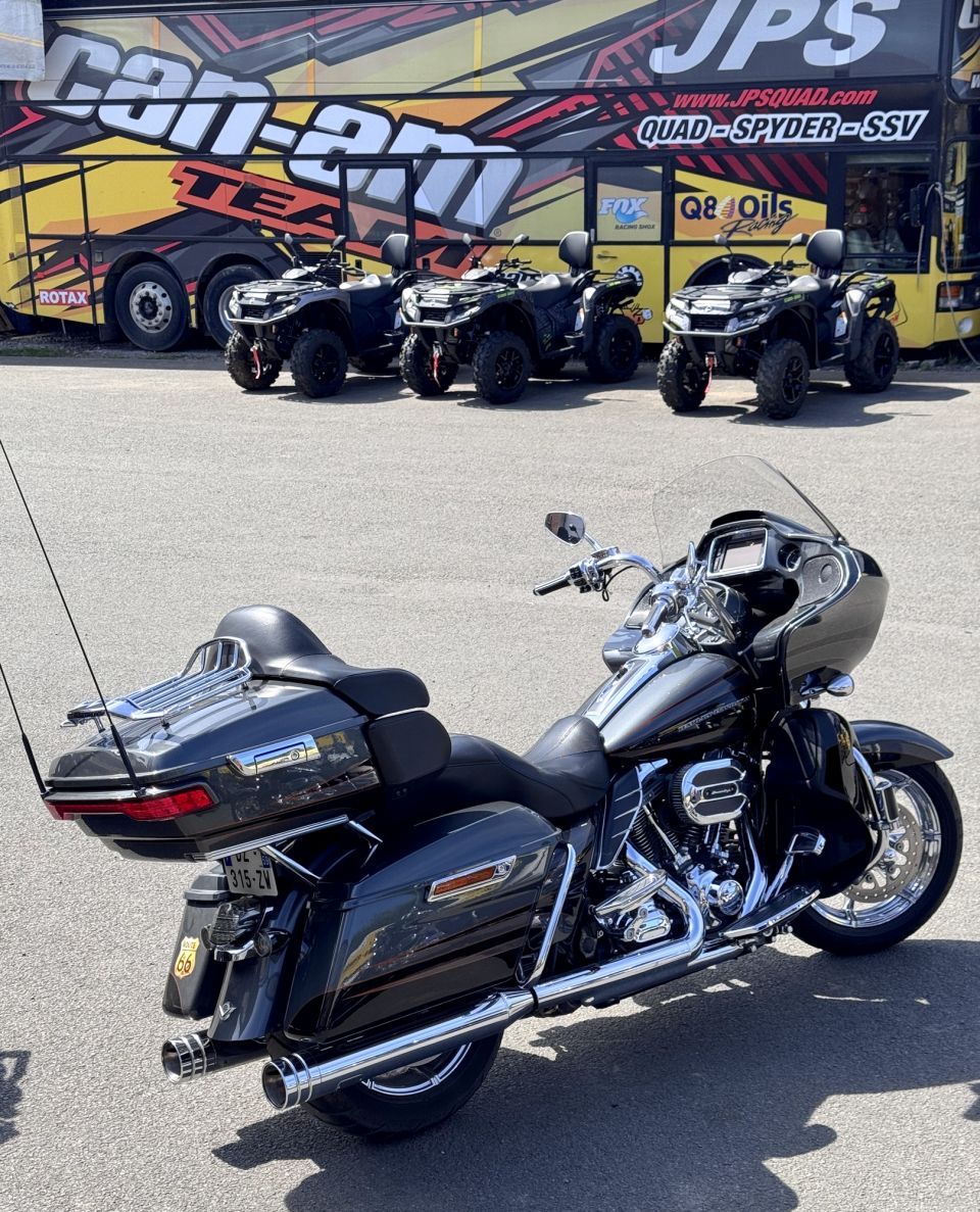 HARLEY-DAVIDSON TOURING ROAD GLIDE 1800 CVO 4