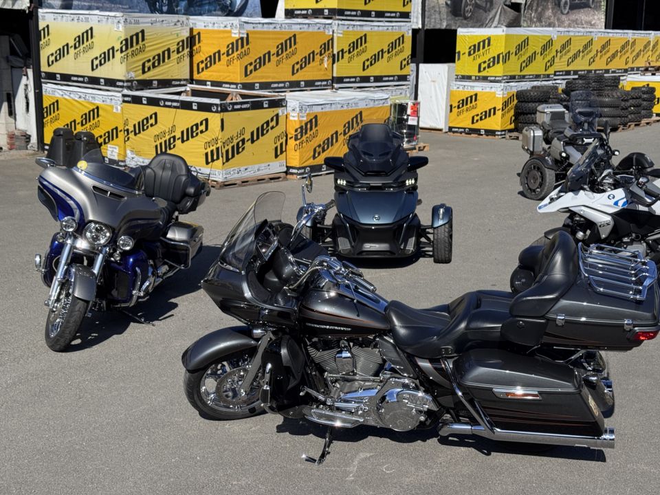 HARLEY-DAVIDSON TOURING ROAD GLIDE 1800 CVO 4