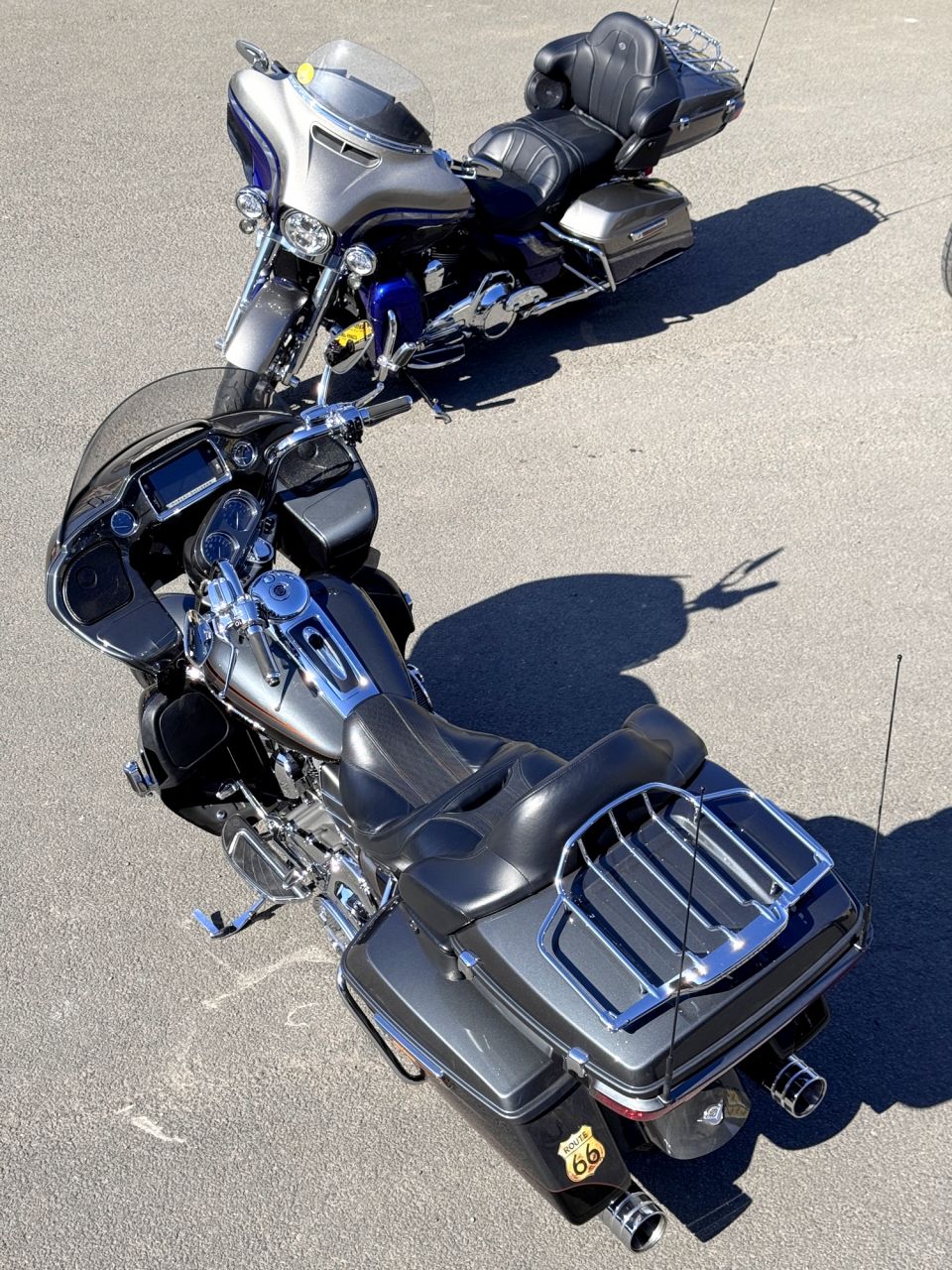 HARLEY-DAVIDSON TOURING ROAD GLIDE 1800 CVO 4