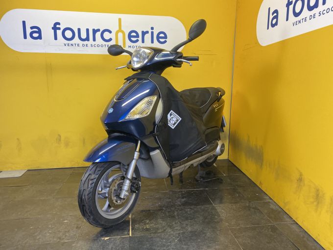 PIAGGIO FLY 125 4